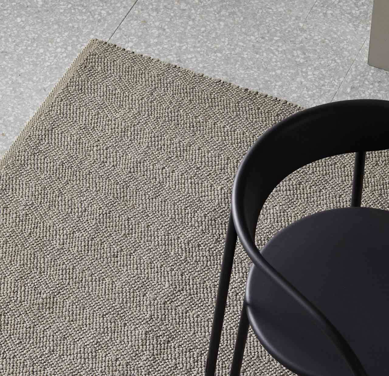 Matterhorn Rug Basalt 200 x 300cm